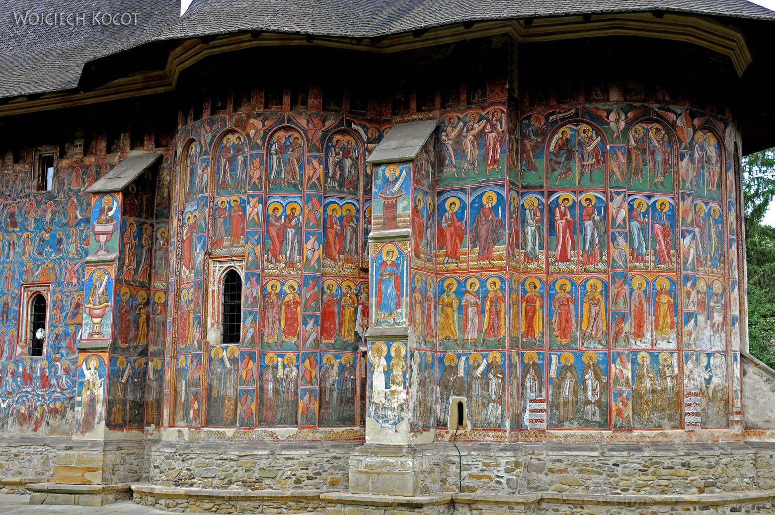 M103 - Manastirea Vatra Moldovitei