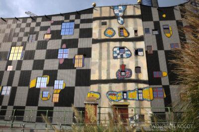 Por26020-Hundertwasser-Spalarnia Spittelau w Wiedniu