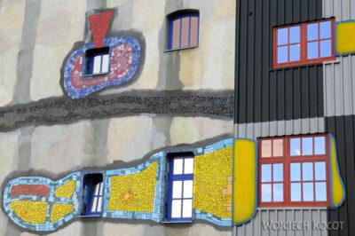 Por26021-Hundertwasser-Spalarnia Spittelau w Wiedniu