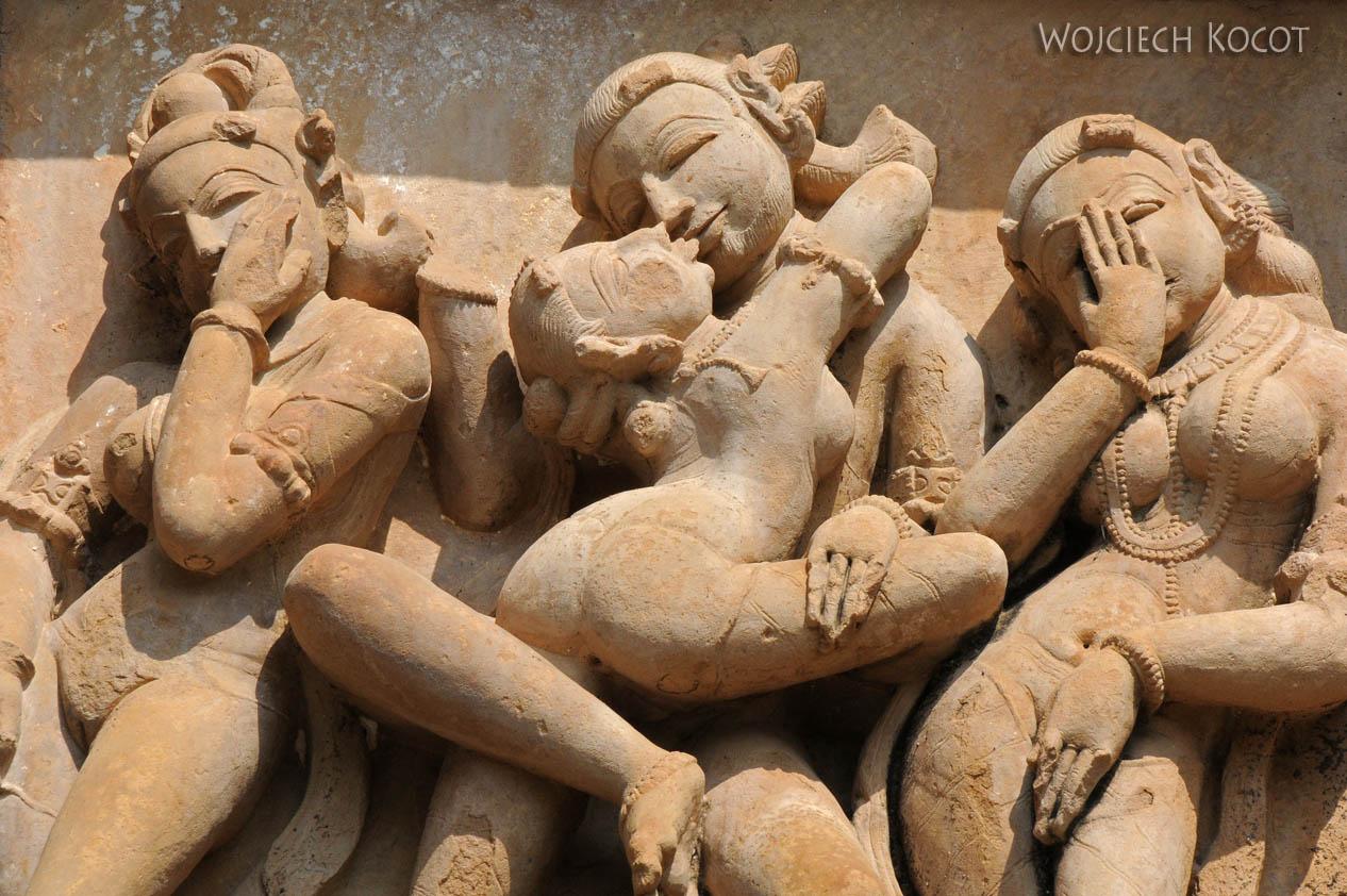 IN07138-Khajuraho-Vishwanath Temple