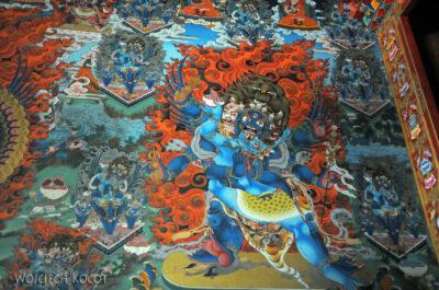 IN13170-Kathmandu-w jednej ze świątyń przy stupie Bondhanath