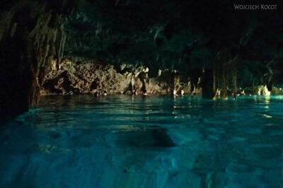 x126-Pływając po Gran Cenote