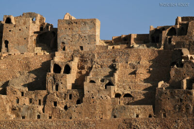 Tum006-Chenini-ruiny miasta