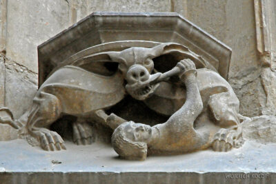 52-028-Girona-Katedra