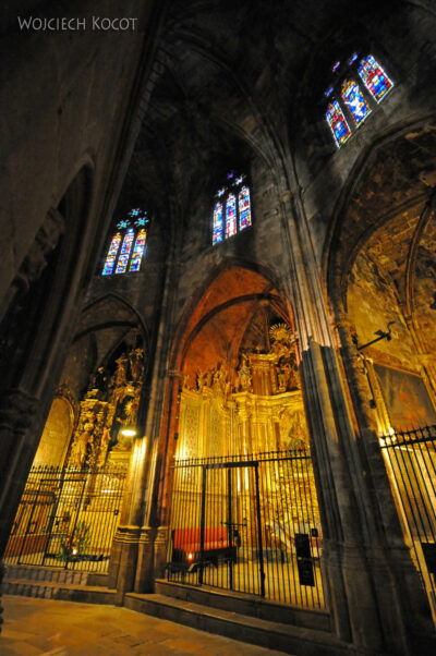 52-034-Girona-Wewnątrz Katedry