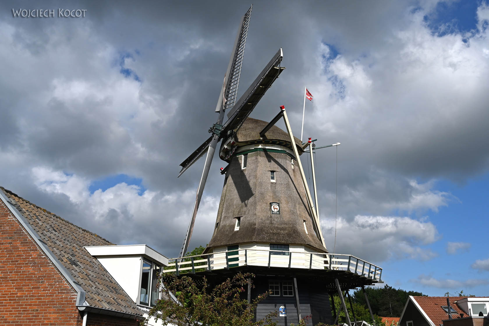 Pic3005-Alkmaar-wiatrak w sąsiedztwie