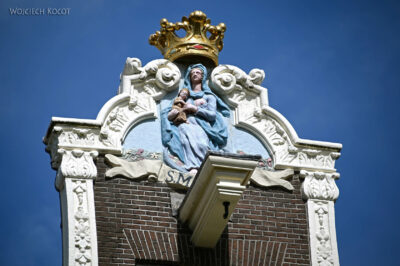 Pid1017-Amsterdam-Heilig Hartbeeld-najstarsze budynki