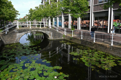 Pid2055-Delft-Uliczki kanały mostki