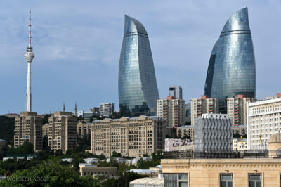 kauB009-Baku-Widok z okna hotelu Eko-Flame Towers