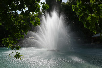 kauX245-Erywań-fontanna na Plantach