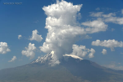 kauU055-Widok na Ararat