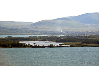 kauS110-Jezioro Sevan-widok z cypla na południe