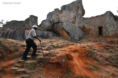 afr04d033-Great Zimbabwe-pałac i świątynia