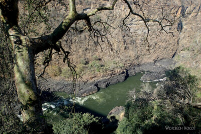 afr07d012-rzeka Zambezi