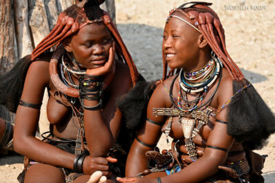 afr16d032-w wiosce Himba afr16d032-w wiosce Himba