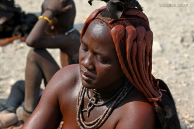 afr16d060-w wiosce Himba afr16d060-w wiosce Himba
