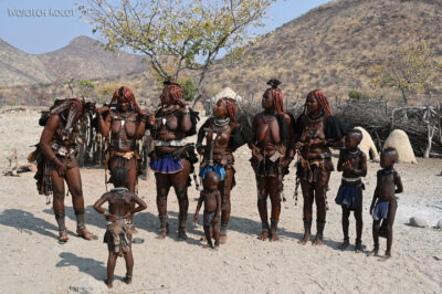 afr16d072-w wiosce Himba afr16d072-w wiosce Himba