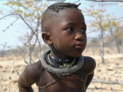 afr16d098-w wiosce Himba afr16d098-w wiosce Himba