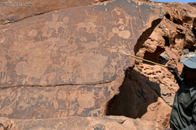 afr18d063-Twyfelfontein-ryty naskalne afr18d063-Twyfelfontein-ryty naskalne