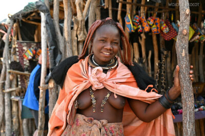 afr19d024-kobieta Himba afr19d024-kobieta Himba