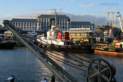 afr29d210-Cape Town-spacer do Waterfront