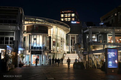 afr29d244-Cape Town-spacer do Waterfront